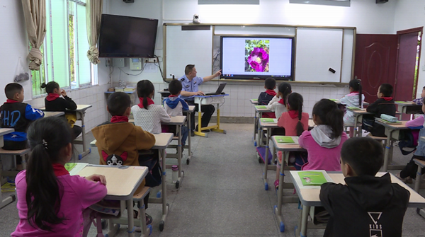 【B】重慶市銅梁區禁毒宣傳進校園