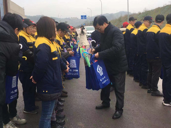 【原創】重慶人社部門“三大行動”為務工人員送去“春溫暖”_fororder_微信圖片_20220124165259