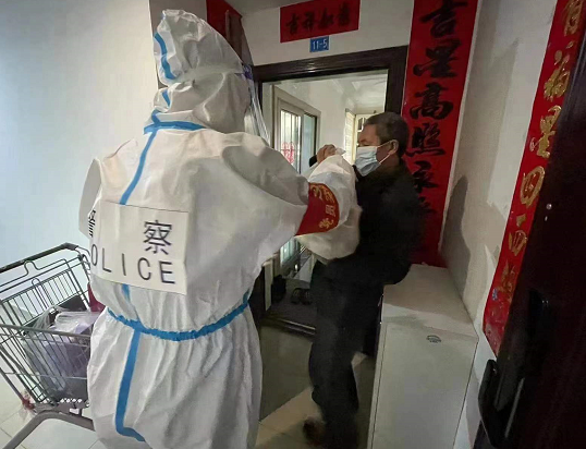 【原創】重慶南川：小區裏的別樣“警”色_fororder_微信圖片_20221116161324