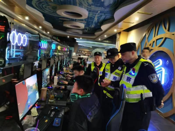 【原創】重慶警方開展嚴打嚴防春季攻勢第一次清查行動_fororder_圖片9(1)