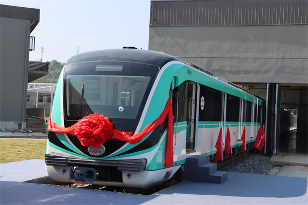 重慶軌道交通18號線首列電客車入駐車輛段_fororder_圖片1