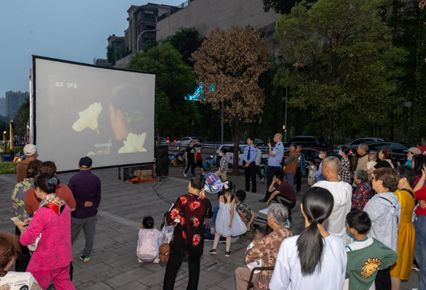 【原創】重慶兩江新區警方開展“老少同樂 共慶六一 全民反詐 你我同行”集中宣傳活動_fororder_微信圖片_20230531143532