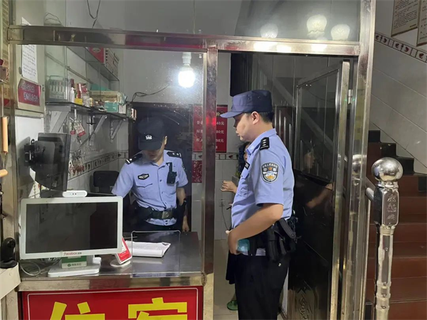 重慶開州警方開展夏季治安打擊整治第2次集中清查行動_fororder_圖片2