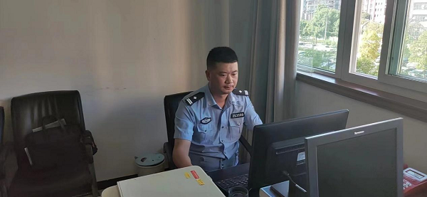 重慶墊江民警張煌：發揚“三牛精神” 不負藏藍不負卿_fororder_圖片1
