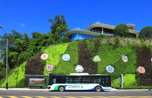 重慶兩江協同創新區承建的18條智慧網聯汽車道路開放路測_fororder_圖片1