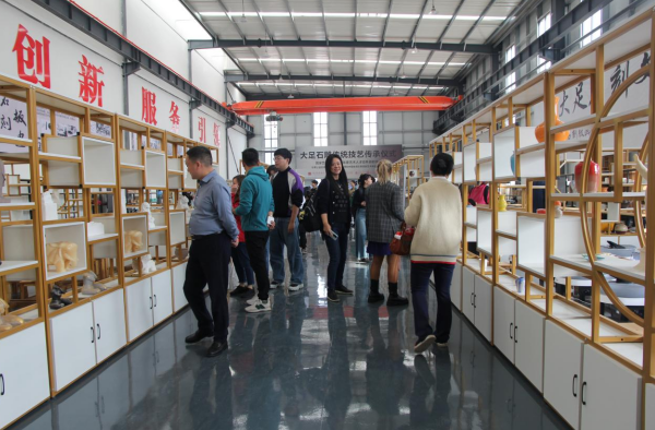 2023歐洲藝術家“藝匯絲路”采風活動走進重慶大足_fororder_微信圖片_20231101145636