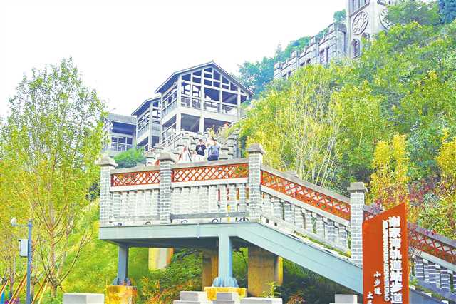 重慶中心城區完成60個軌道站步行便捷性提升項目
