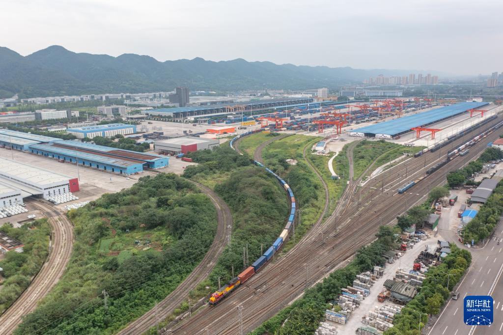 重慶多措並舉著力打造內陸開放綜合樞紐