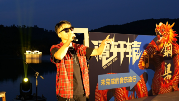 重慶銅梁：玄天湖“足球+音樂” 呈現夏夜別樣文化盛宴_fororder_微信圖片_20240722133627