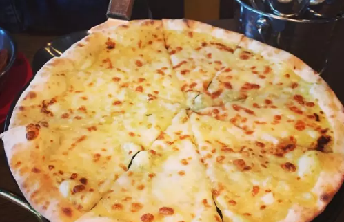 【食在重慶 圖文】重慶美味十足的披薩店