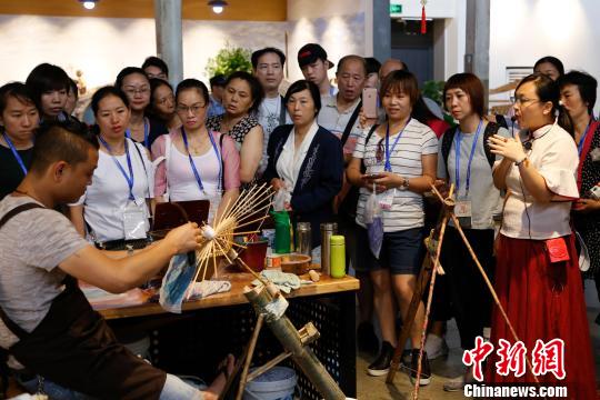 香港青年開啟暢遊杭州之旅 感受城市科技與人文魅力