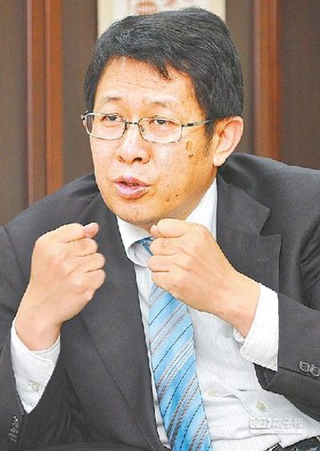 台灣“教育部長”身陷論文造假風波 今日請辭獲准