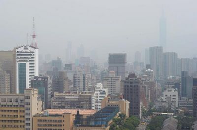 台北霧濛濛大醫院呼吸科病床爆滿（圖）