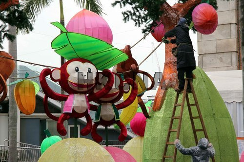 香港“猴年”新春綵燈登場