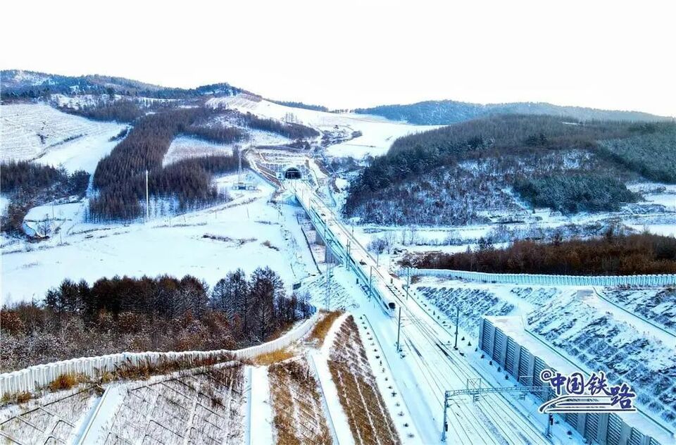 兩條“神仙”高鐵，今日開通！