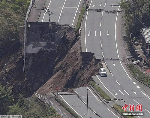 日華媒：大地震打亂安倍修憲步伐 面臨艱難抉擇