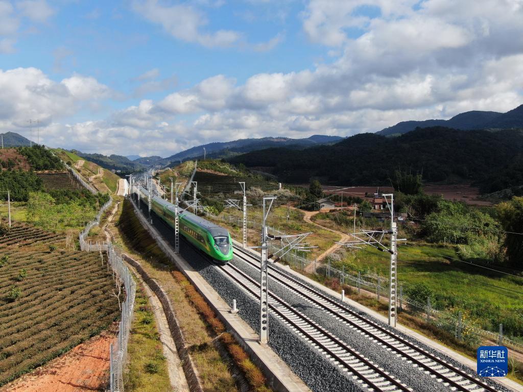 時光列車，“跑”出中國鐵路新跨越