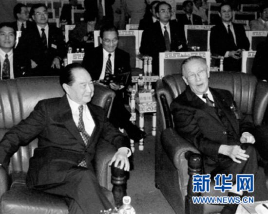 25年了！這場跨越海峽的握手，影響至今…