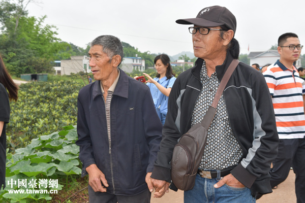 川籍台灣老兵後代大陸尋親 了卻父親“回家”遺願