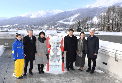 習近平同瑞士聯邦主席洛伊特哈德共同啟動中瑞旅遊年