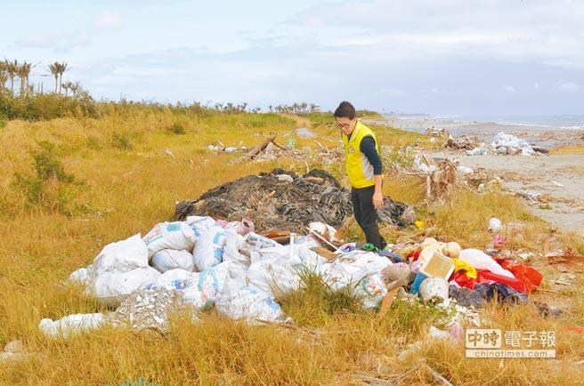 臺媒：少了陸客仍滿地垃圾 台灣民眾應反躬自省