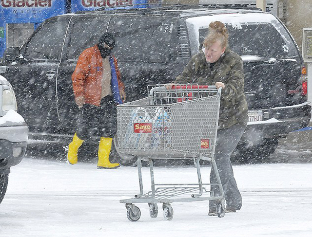 美國遭遇暴風雪襲擊 已造成至少17人死亡(圖)