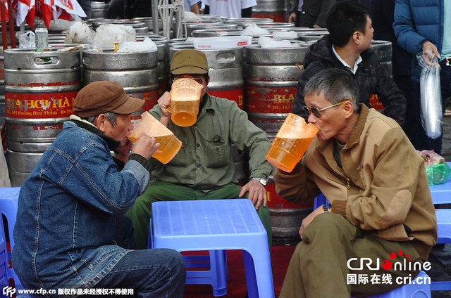 越南舉辦啤酒節 民眾免費開懷暢飲