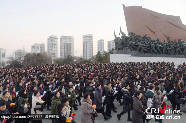 金日成逝世三週年 朝鮮民眾獻花悼念