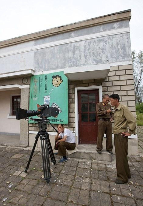 外國記者鏡頭下的朝鮮電影業