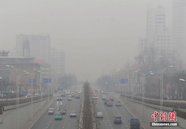 被霧霾"吞噬"的城市