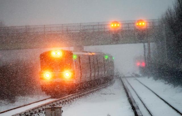 暴風雪襲擊美國東部 紐約市進入緊急狀態