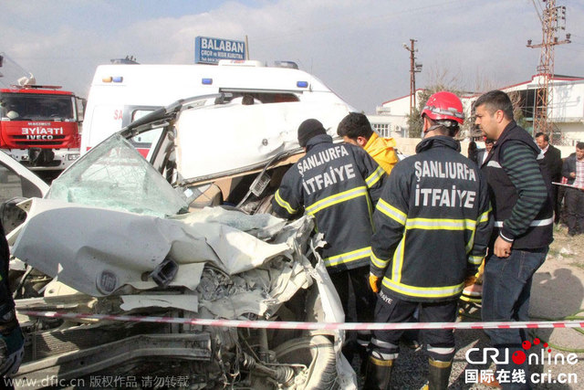 土敘邊境人質事件採訪車遭遇車禍 1名日本女性死亡