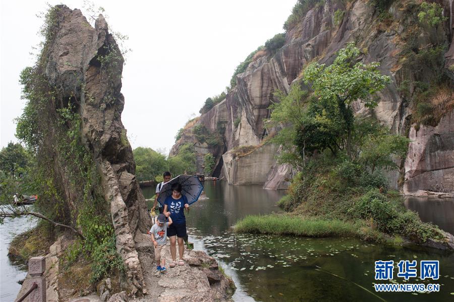 暢遊江南“水石大盆景”