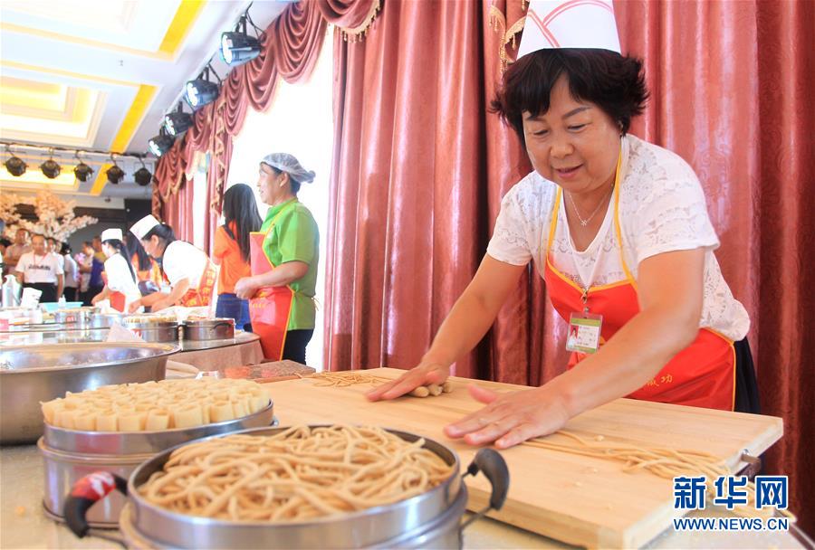 內蒙古武川縣舉辦莜面美食技能賽