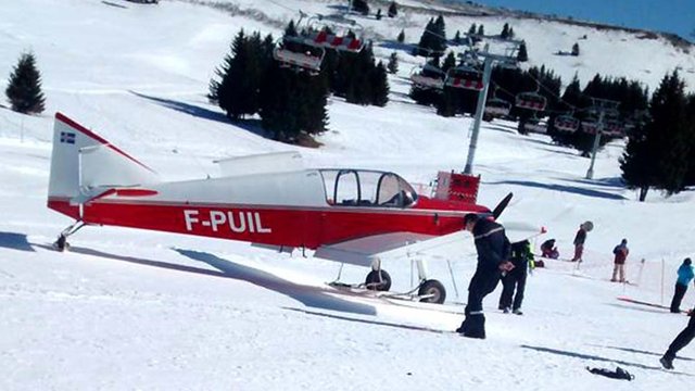 法國小飛機迫降滑雪場 致一名滑雪者受重傷