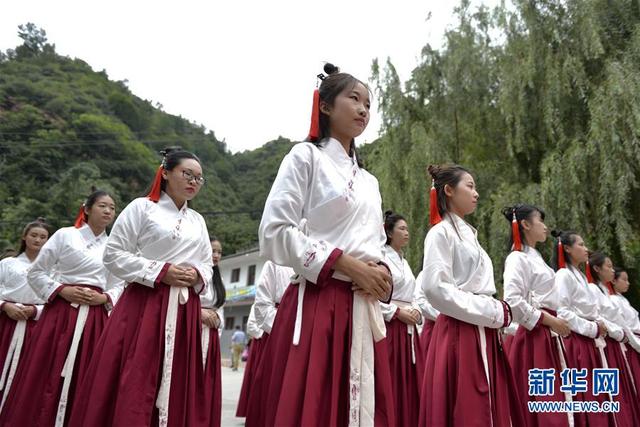 河北邢臺舉辦漢式女子成人禮