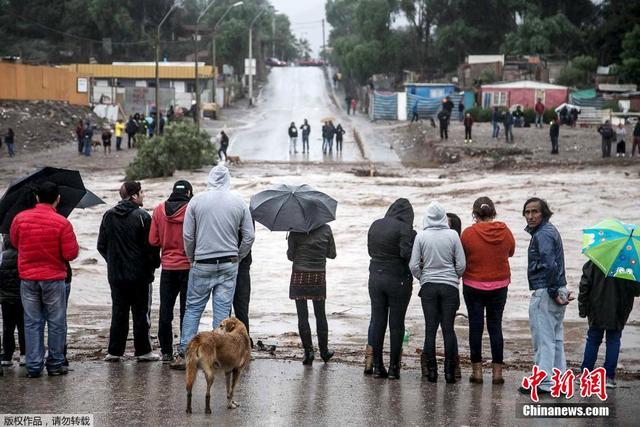 智利強降雨引發洪災 街道淪為滾滾泥河