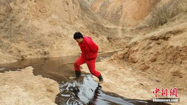 陜西吳起長慶油田採油九廠發生原油泄漏事故