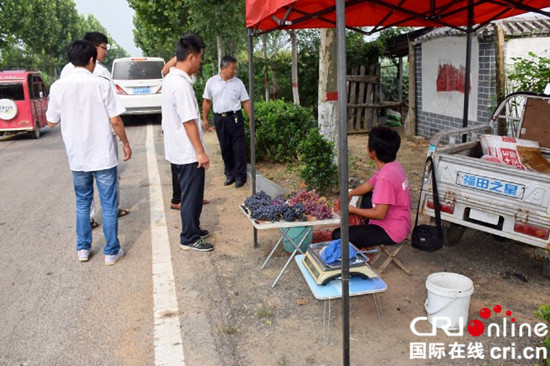 曲阜市吳村鎮開展創文行動嚴整“臟亂差”_fororder_DSC_0083_conew1_副本