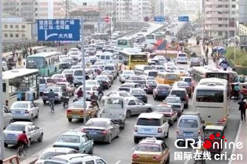 原創【龍江發佈】交通亂象致擁堵　哈市著力解決保暢通