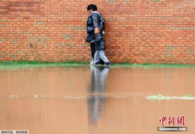 美國肯塔基州遭暴雨襲擊引發洪災