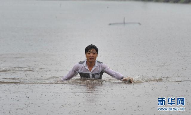 長沙暴雨襲城 多處出現嚴重內澇