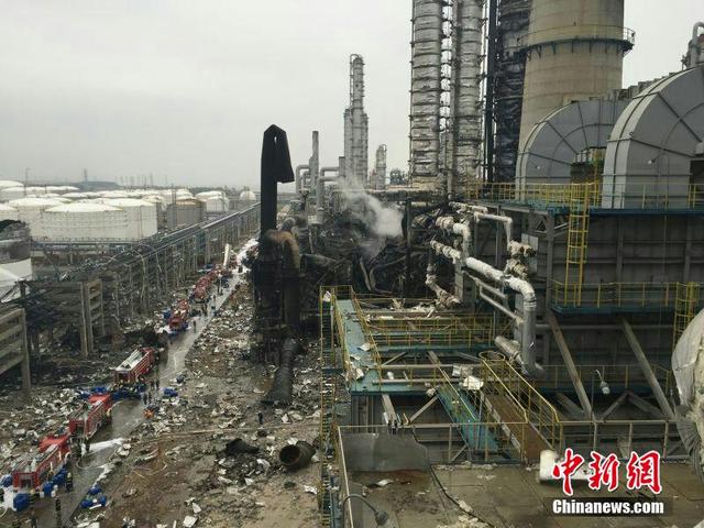 福建PX項目爆燃事故 明火被撲滅之後復燃