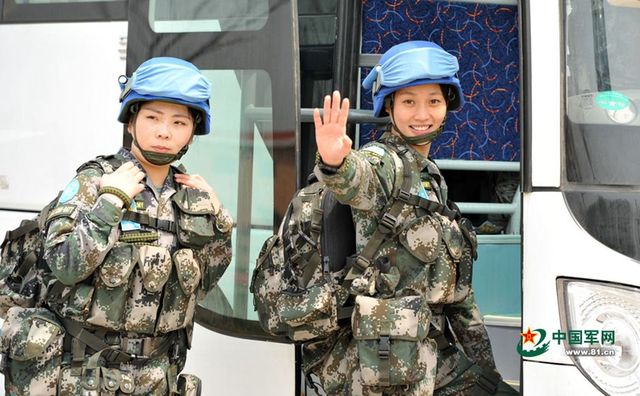 軍媒發中國首支維和步兵營女兵個人照