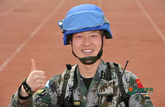 軍媒發中國首支維和步兵營女兵個人照