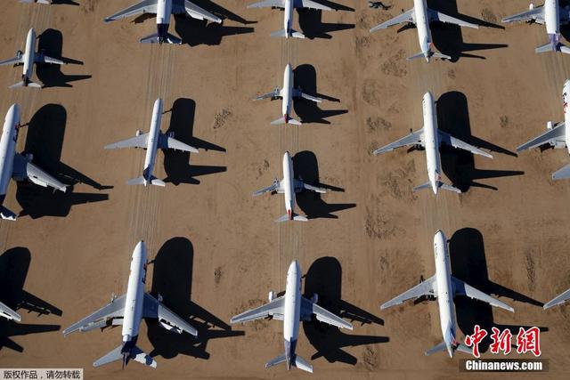 探訪美國加州的飛機墳場 含中國航空公司的老舊客機