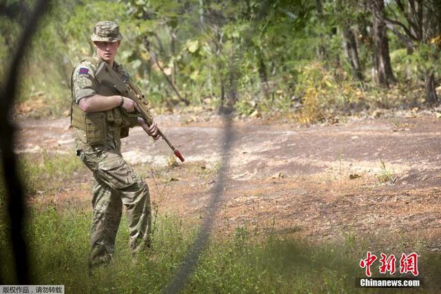 英國哈裏王子參加澳大利亞國防軍培訓