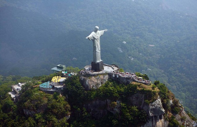 冒險者樂園：盤點全球最驚險刺激旅遊景點