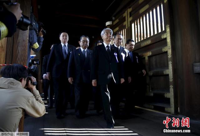 靖國神社春祭第二日 一批日本議員參拜