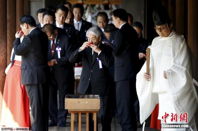 靖國神社春祭第二日 一批日本議員參拜